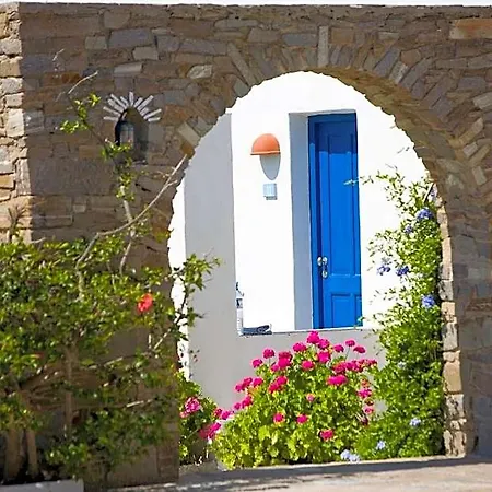 Philoxenia Hotel 3*